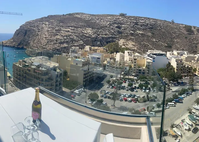 Penelope 15 アパート